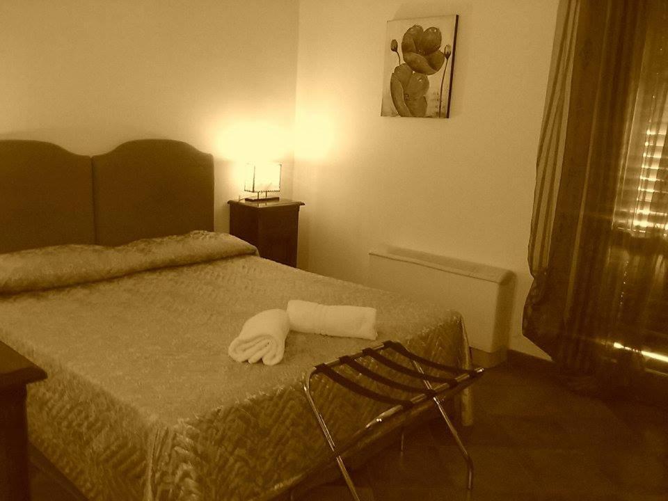 Alloggio per agriturismo Serra San Biagio *
