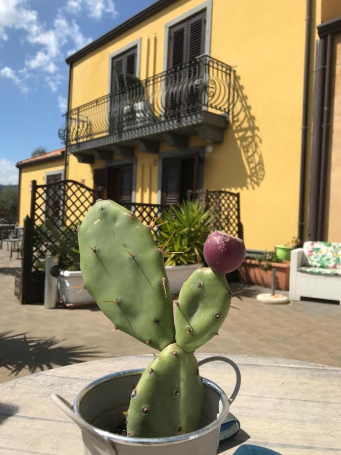 Alloggio per agriturismo Serra San Biagio Calatabiano